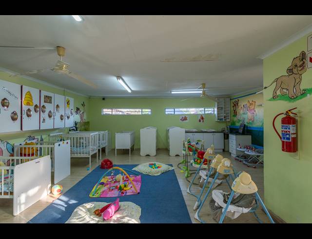 771M² BUSINESS FOR SALE IN EASTLEIGH